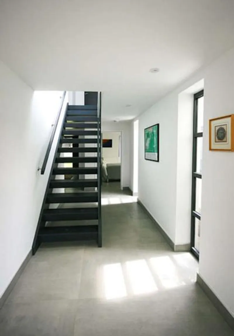 Staircase at Atrium Bromley house, D2344 (photo 8)