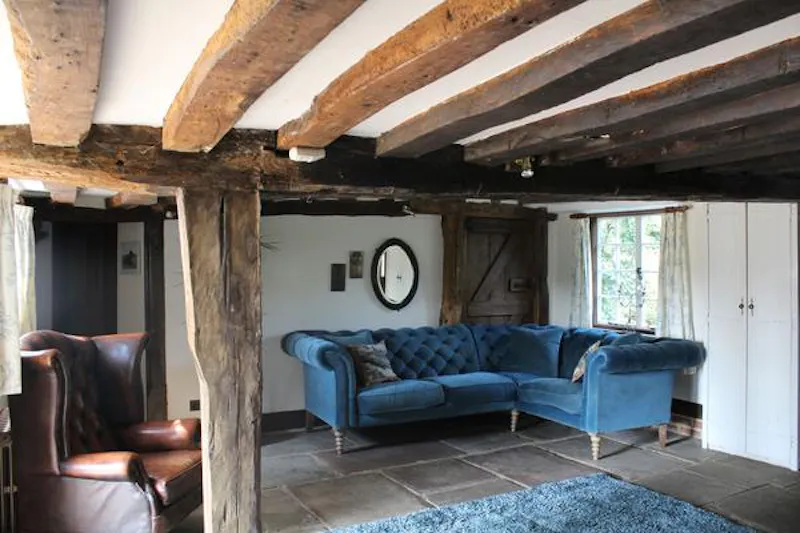 Beams at North Byfleet listed country manor, M315 (photo 4)