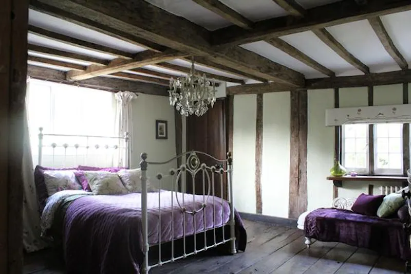 Bedroom - main at North Byfleet listed country manor, M315 (photo 18)