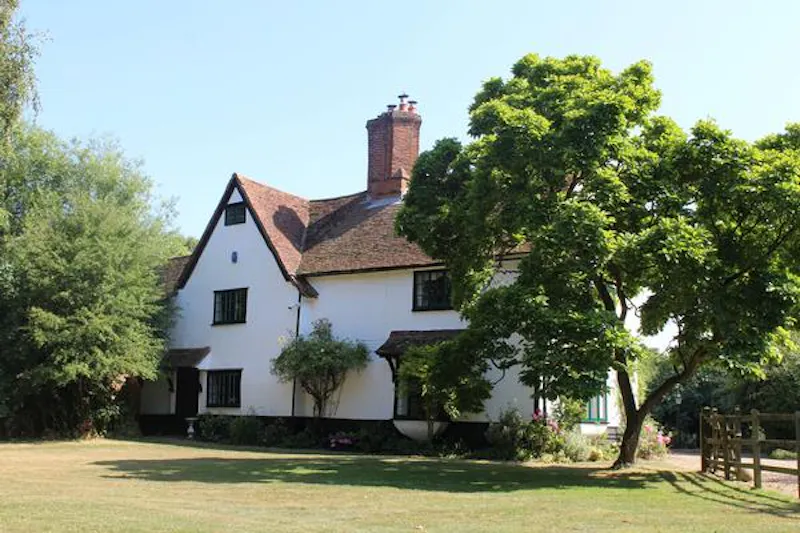 North Byfleet listed country manor, M315 (photo 46)