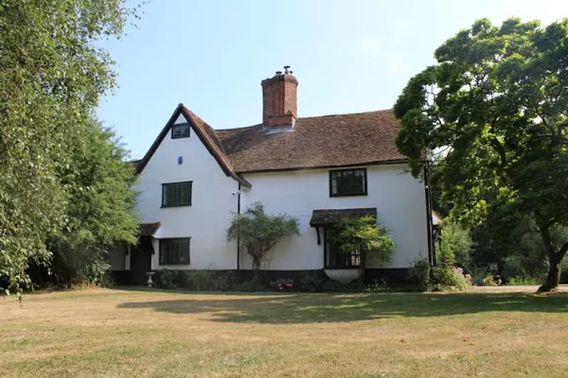 North Byfleet listed country manor, M315 (photo 52)