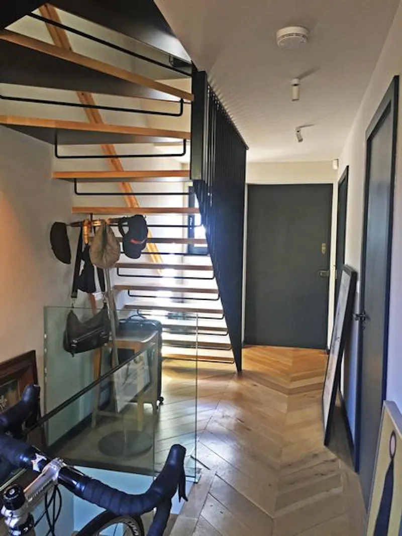 Staircase at East Dulwich bachelor pad, K433 (photo 11)