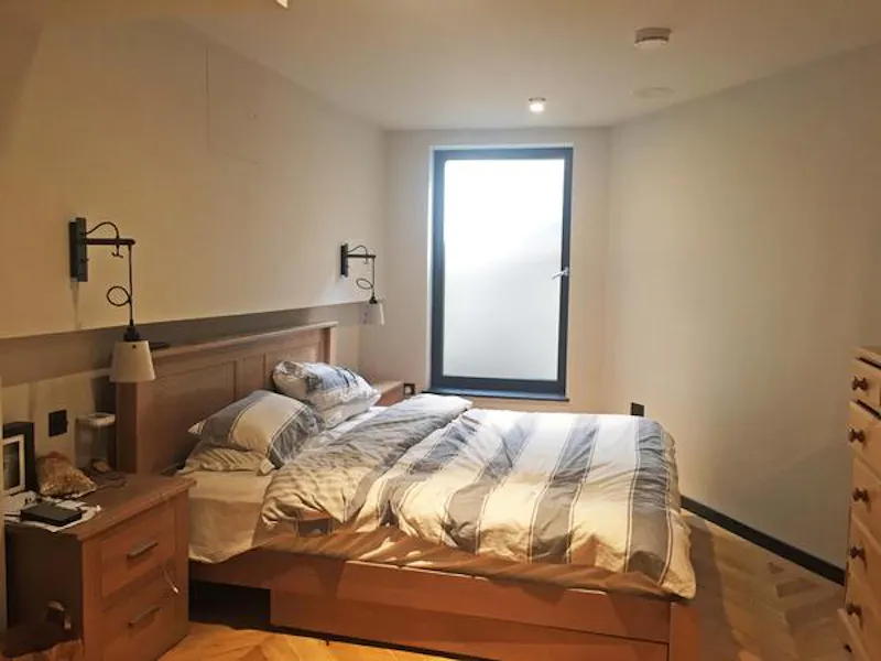 Bedroom at East Dulwich bachelor pad, K433 (photo 16)