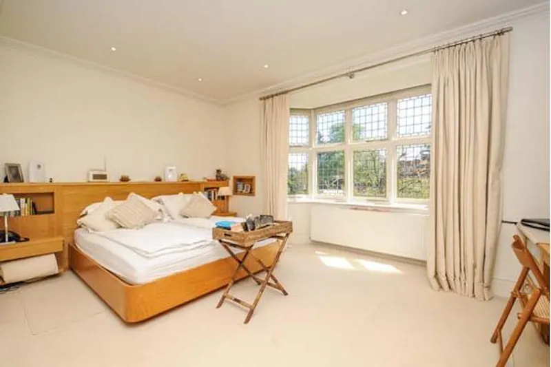 Bedroom at Large Hendon family house, E457 (photo 15)