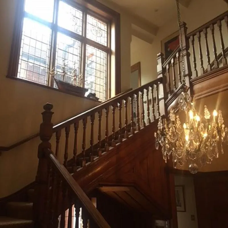 Staircase at Large Hendon family house, E457 (photo 12)