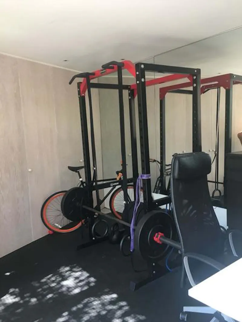 Gym at Scandi-inspired Dalston house, K434 (photo 15)