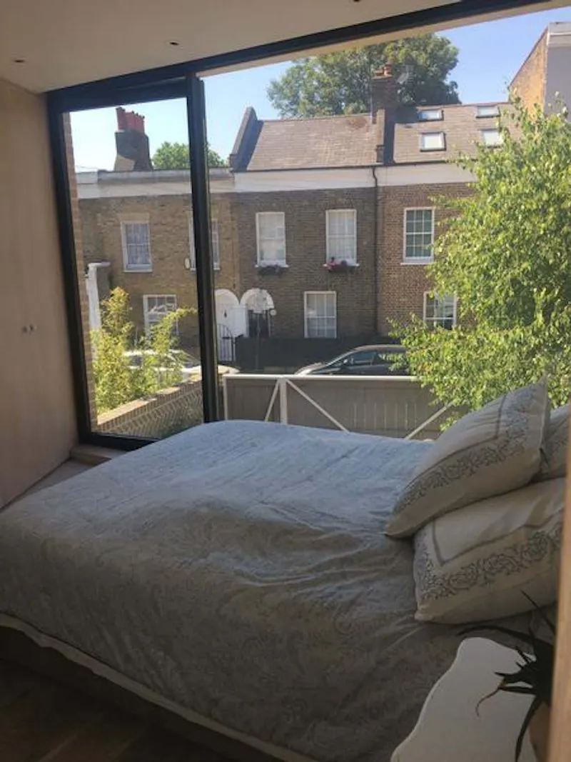 Bedroom at Scandi-inspired Dalston house, K434 (photo 22)