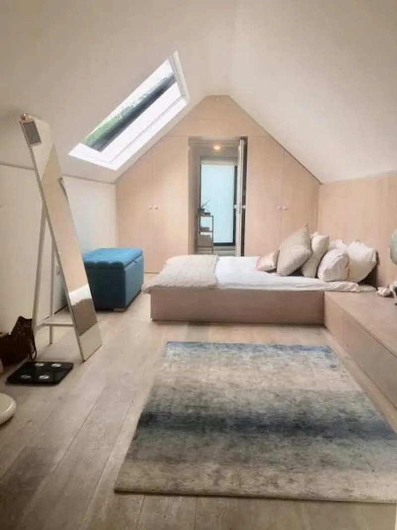 Attic at Scandi-inspired Dalston house, K434 (photo 24)