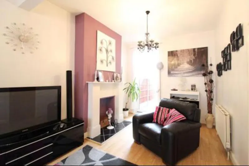 Plaistow Victorian terrace house, B1807 (photo 4)