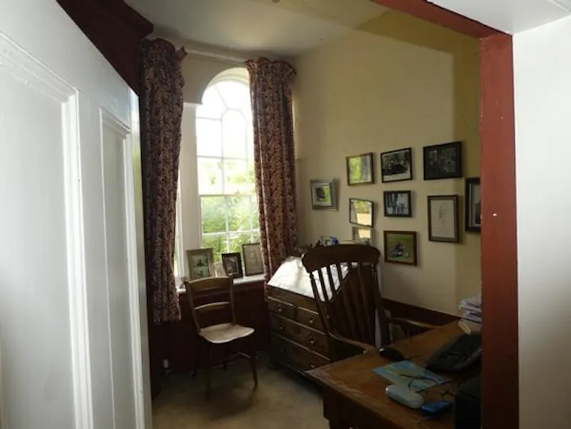 Study at Film location L676 in Hertfordshire (photo 10)