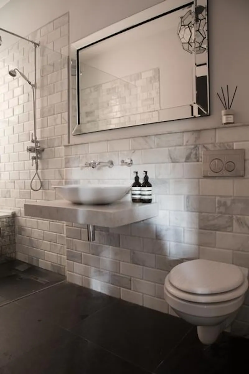 Bathroom at Stylish Streatham home, B1808 (photo 45)