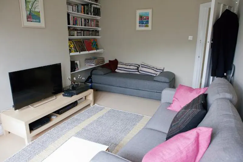 Living Room at Family home in Peckham, D2352 (photo 30)