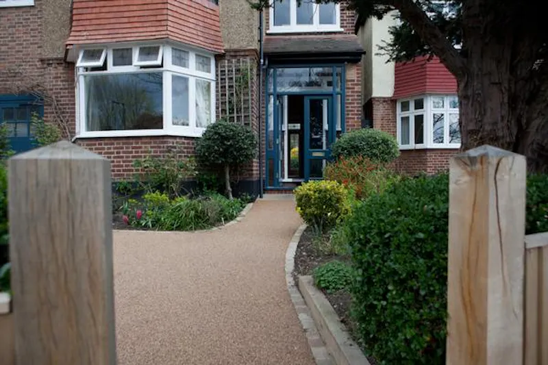 Driveway at Family home in Peckham, D2352 (photo 55)
