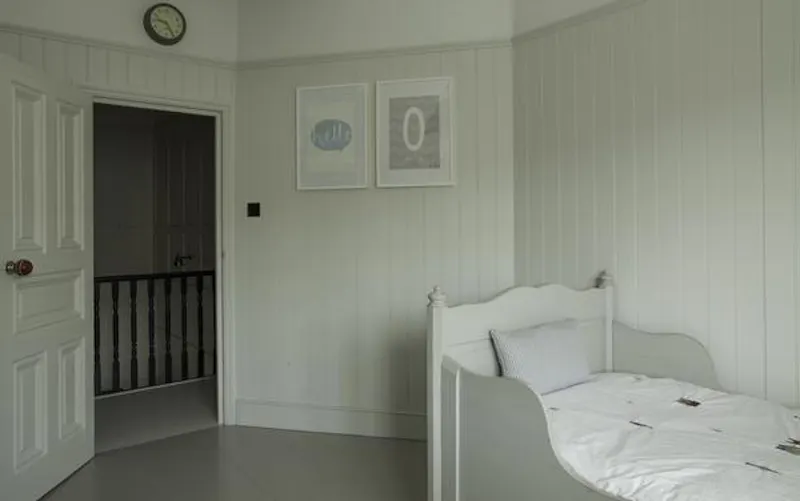 Stylish Streatham house, D2356 (photo 53)