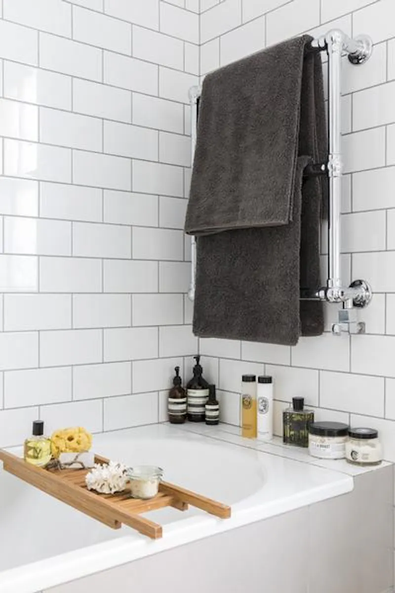 Bathroom at Chic house in Streatham, B1811 (photo 15)