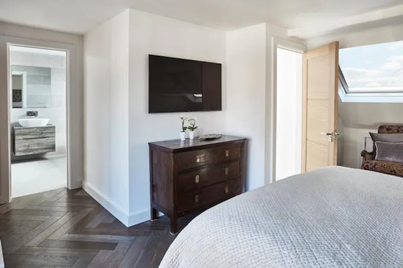 Contemporary Mill Hill house, D2357 (photo 19)