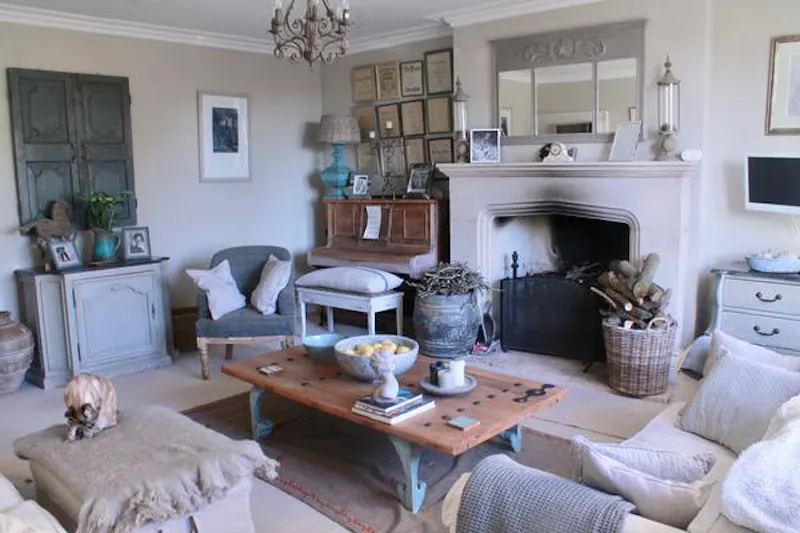 Fireplace at Film location L680 in Somerset (photo 9)