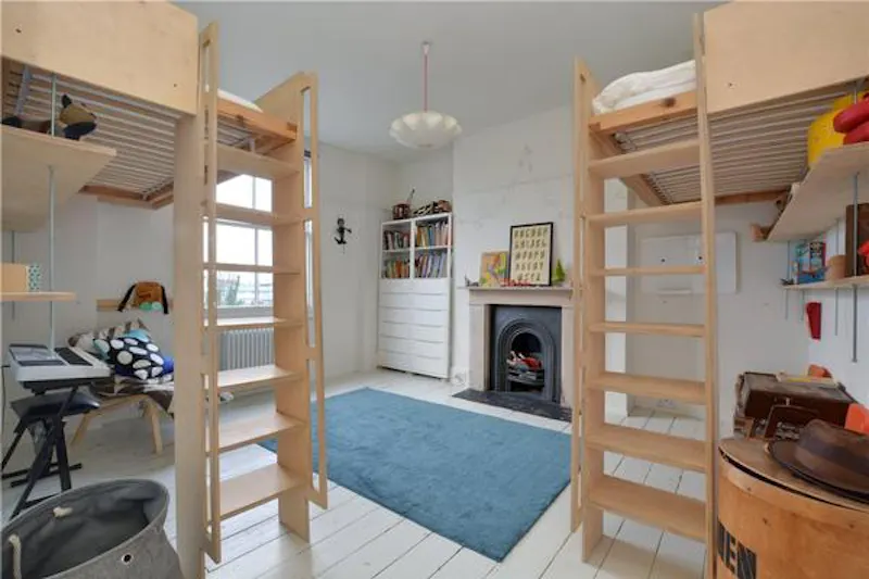 Bedroom - child's at Light bright Blackheath house , B1814 (photo 12)