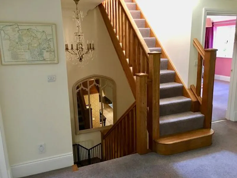 Staircase at Colourful Wokingham house, D2359 (photo 15)