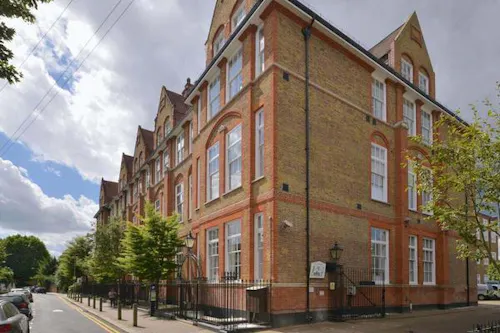 Fabulous Battersea apartment, F1167