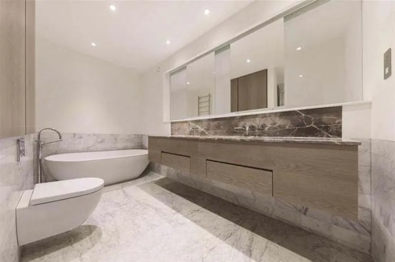 Bathroom at Fabulous Battersea apartment, F1167 (photo 8)