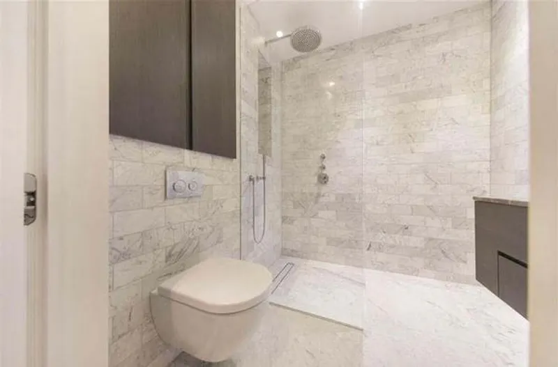 Bathroom at Fabulous Battersea apartment, F1167 (photo 13)