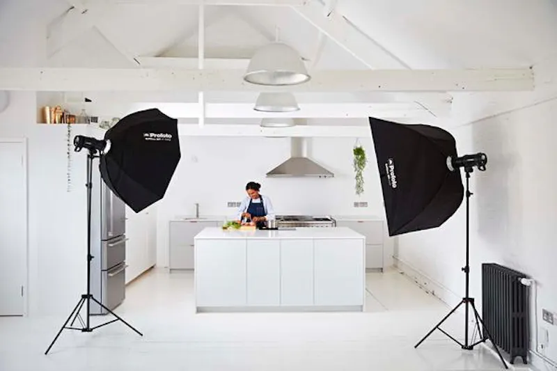 White loft studio in Forest Hill, N447 (photo 20)