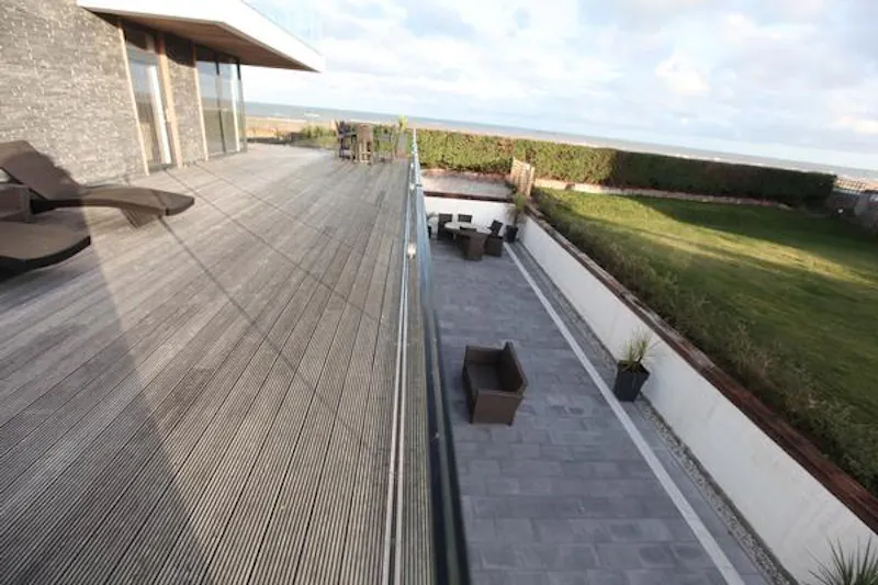 Ultra modern Kent beach house, K439 (photo 20)