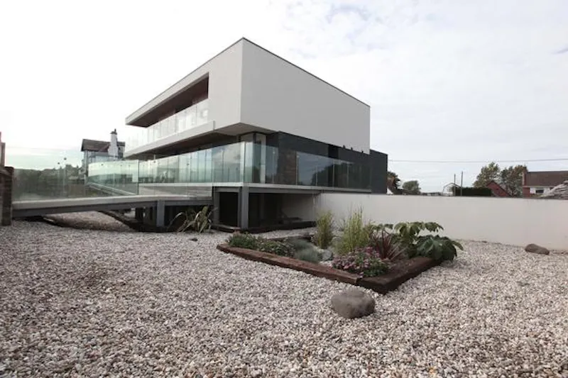 Ultra modern Kent beach house, K439 (photo 24)