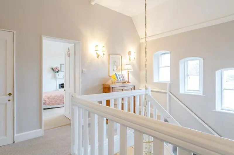 Contemporary Wantage Vicarage, B1824 (photo 27)