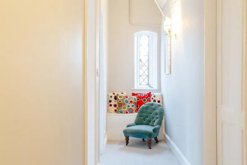 Contemporary Wantage Vicarage, B1824 (photo 32)