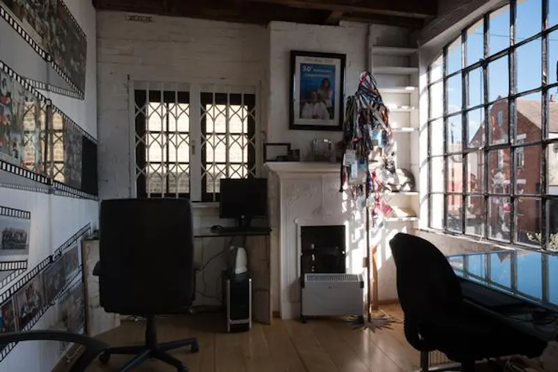 Trendy Cricklewood studio, N448 (photo 5)