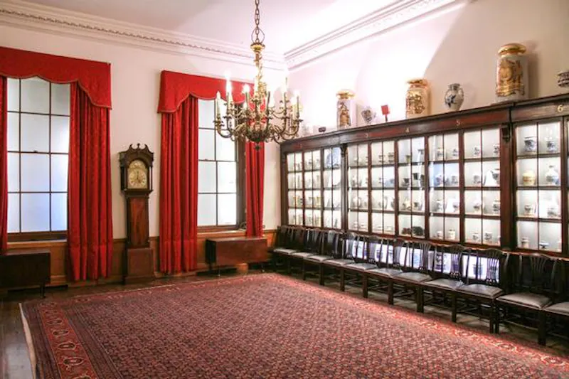 Opulent Blackfriars livery hall, A1463 (photo 13)