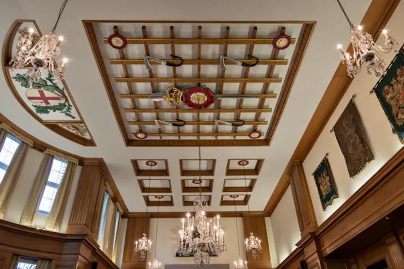 Impressive London Wall livery hall, A1464 (photo 7)