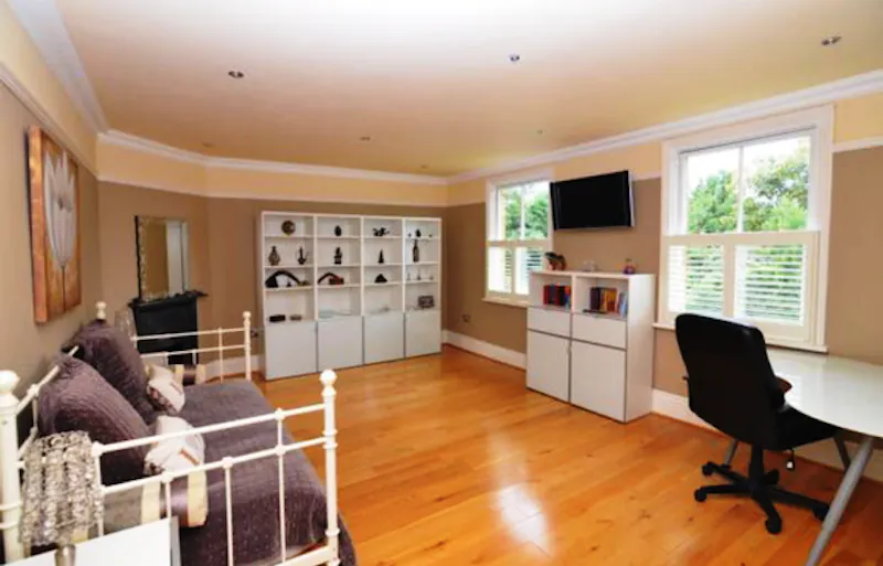 Study at Double-fronted Sidcup home, B1827 (photo 29)