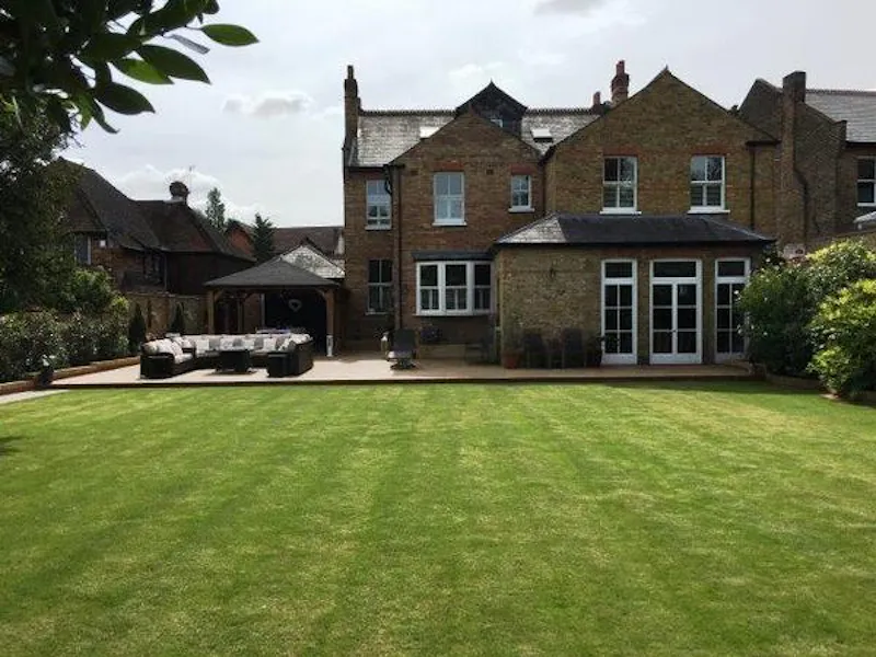 Garden at Double-fronted Sidcup home, B1827 (photo 31)