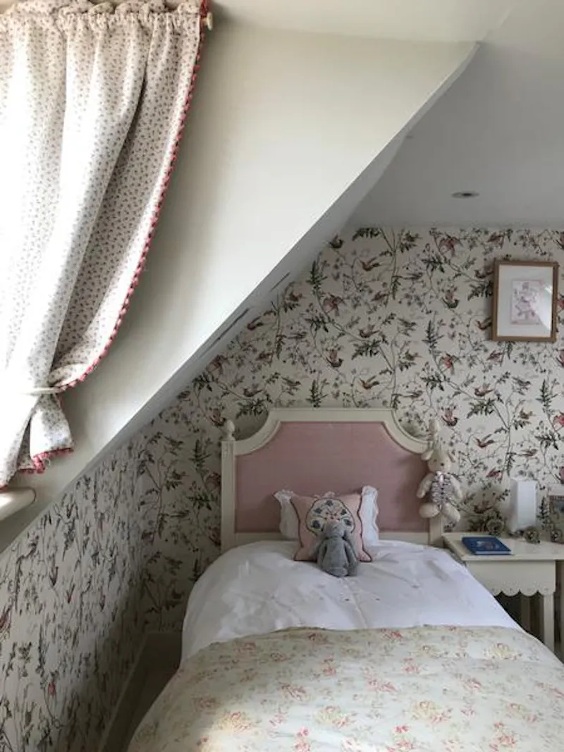 Bedroom - child's at Micheldever manor farm house, A1465 (photo 22)