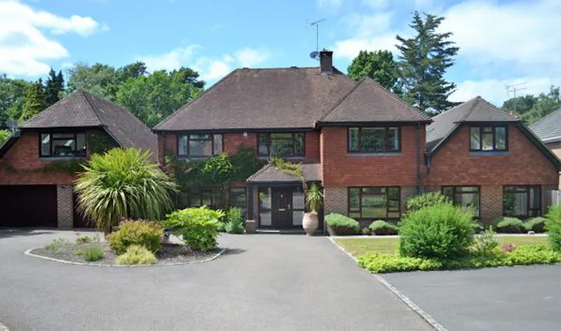 Film location D2375 in Berkshire (photo 1)