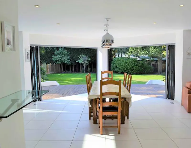 Garden at Film location D2375 in Berkshire (photo 12)
