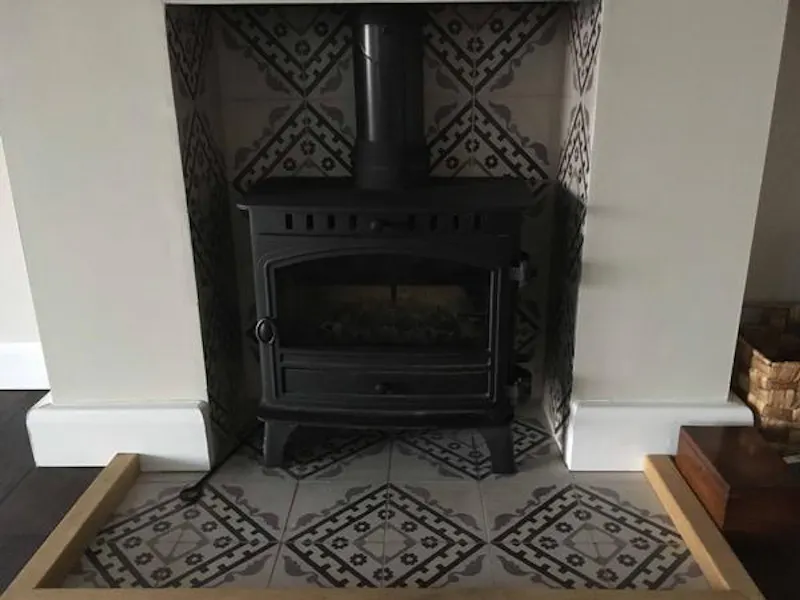 Fireplace at Film location D2372 in East Sussex (photo 22)