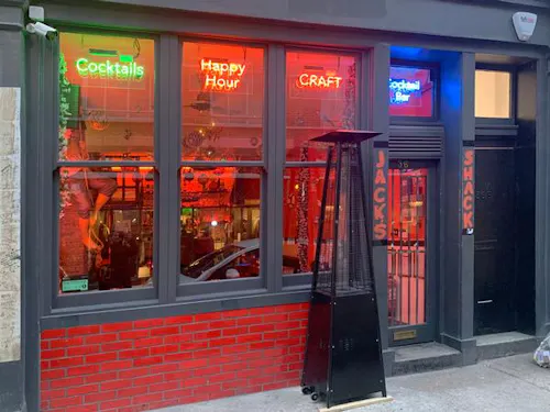 Neon Shoreditch bar, R820