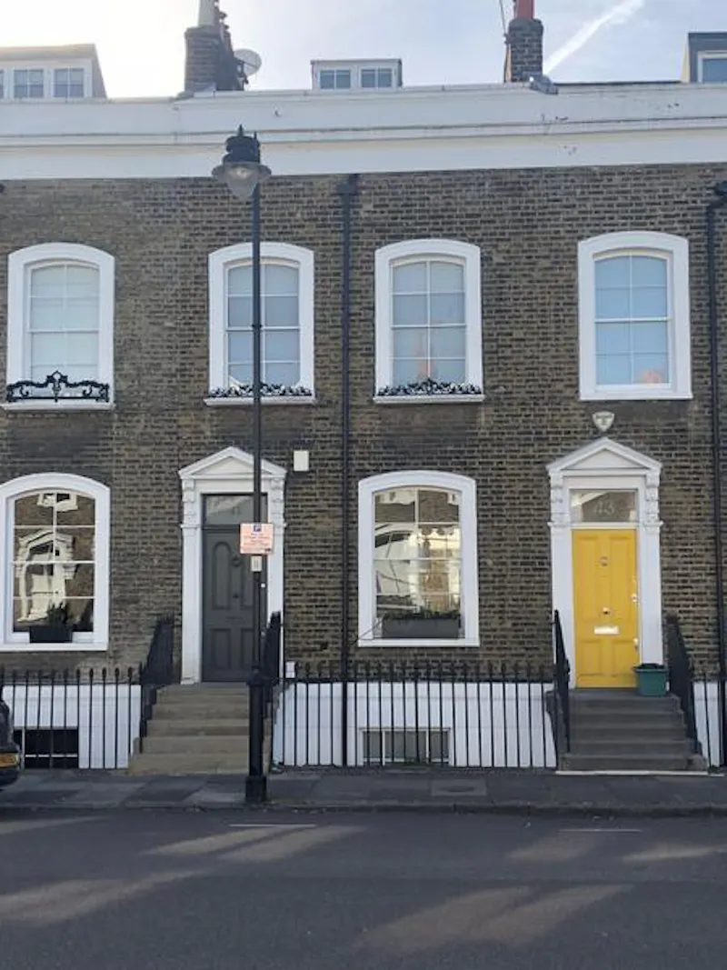 Islington Georgian Terrace, B1835 (photo 1)