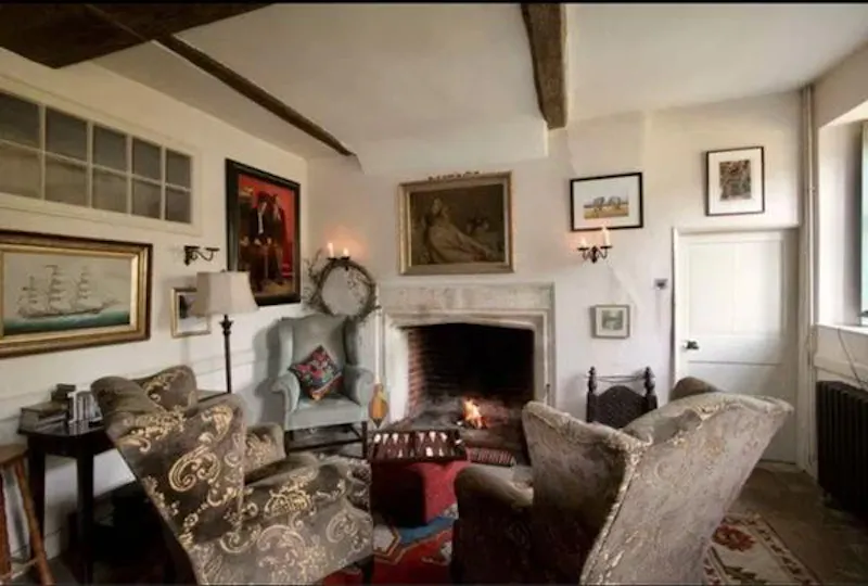 Fireplace at Film location H181 in West Sussex (photo 5)