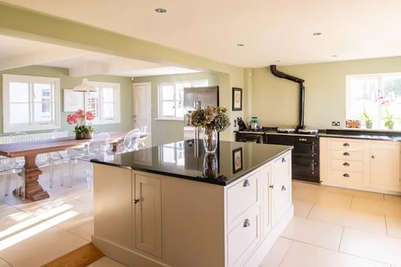 Aga at Large Dunsfold family home, B1836 (photo 5)