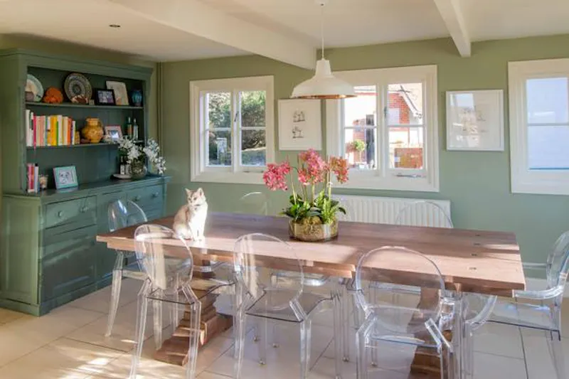 Dining room at Large Dunsfold family home, B1836 (photo 9)