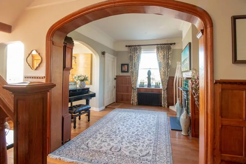 Entrance hall at Large Dunsfold family home, B1836 (photo 12)