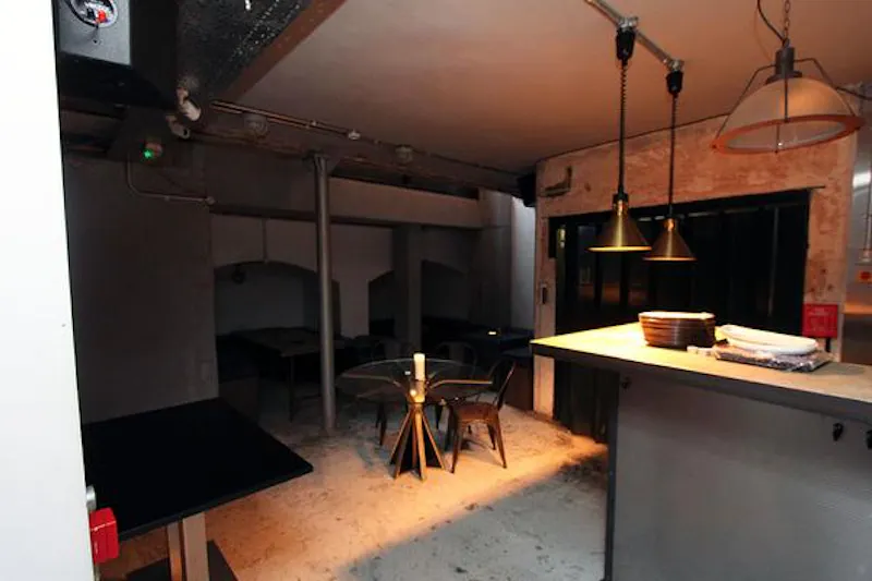 Film location R821 in London (photo 10)