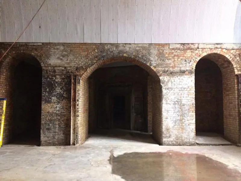 London Bridge venue, R822 (photo 5)