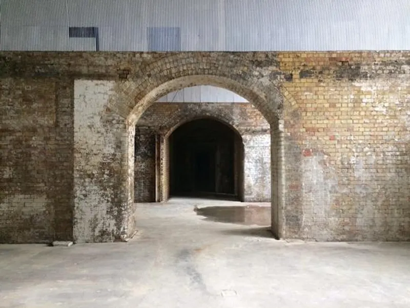 London Bridge venue, R822 (photo 6)