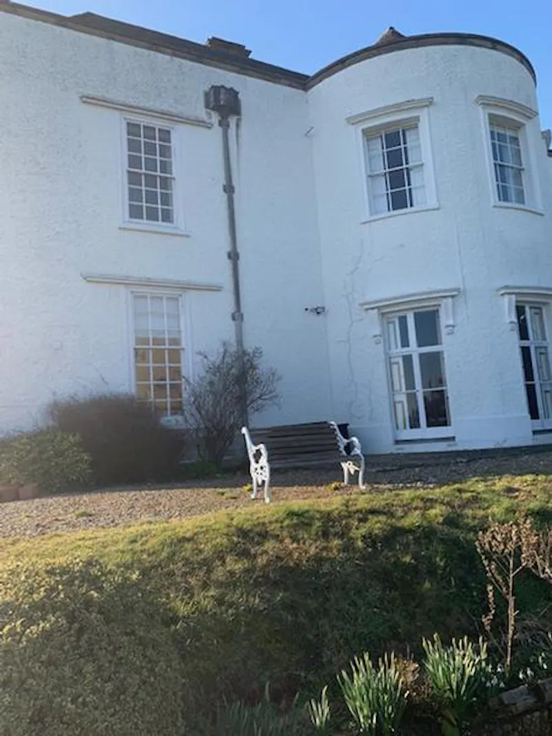 White house with North Downs views, A1471 (photo 12)